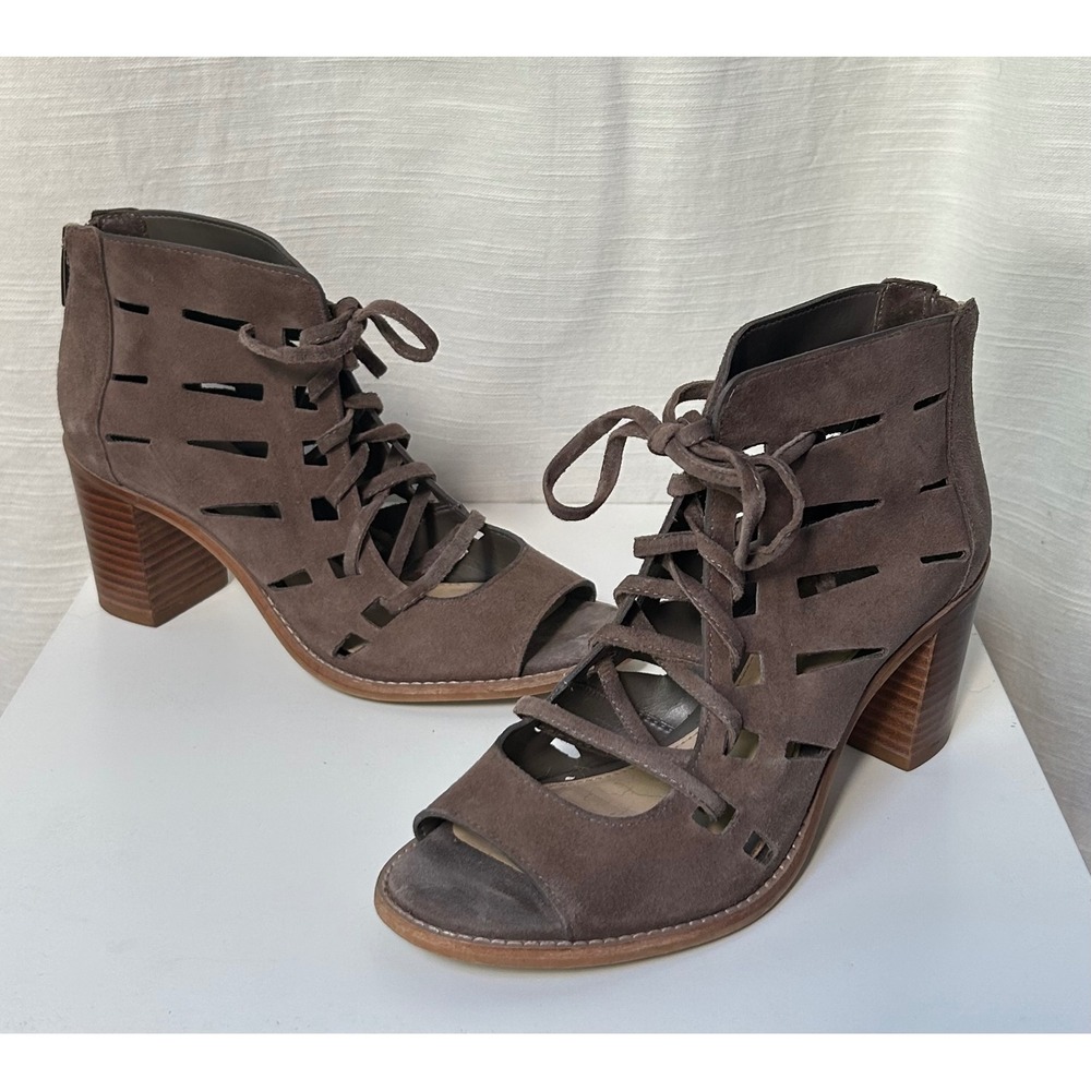 Vince Camuto Tressa Taupe Brown Suede Lace Up Cutout Block Heel Booties 6M